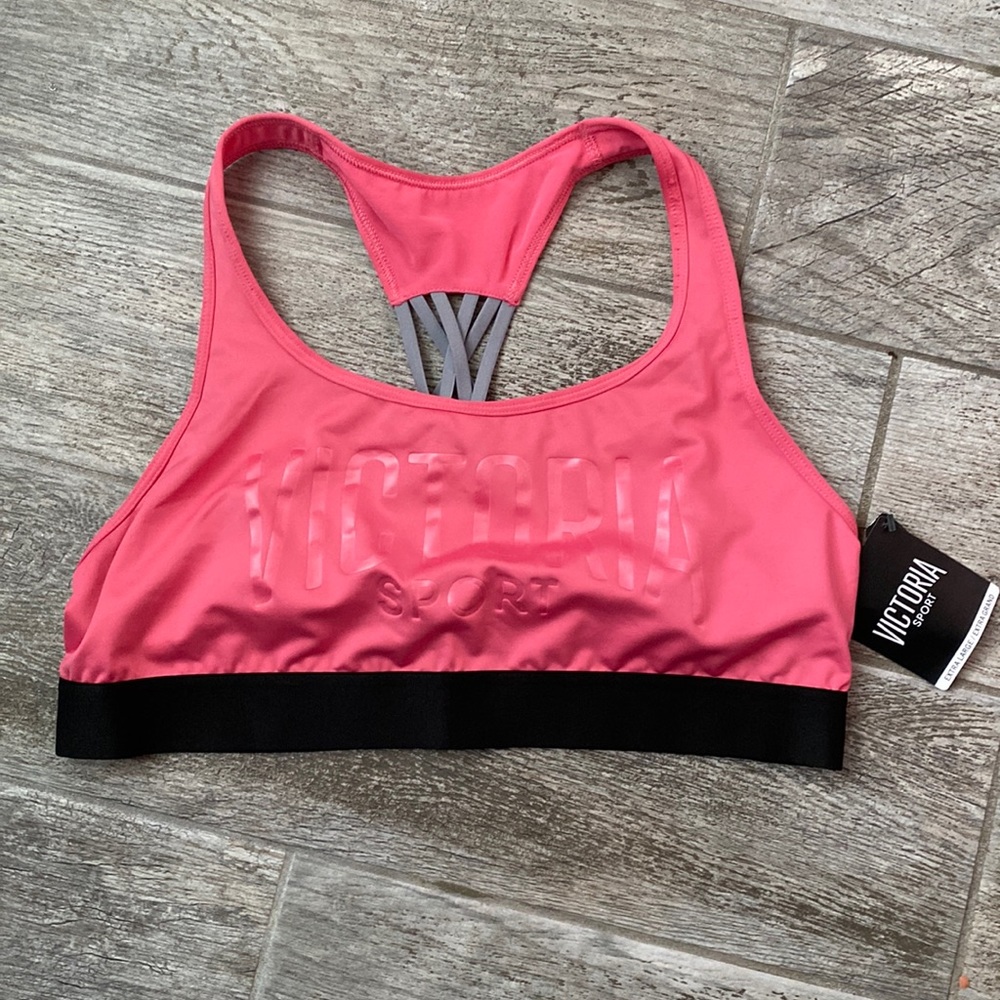 NWT Victoria’s Secrets sports bra, light weight